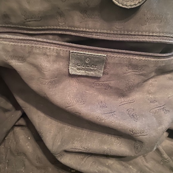 Gucci large purse - Picture 4 of 14